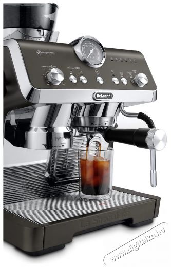 Delonghi La Specialista Opera EC9555.BK Konyhai term&eacute;kek - K&aacute;v&eacute;főző / k&aacute;v&eacute;&ouml;rlő / kieg&eacute;sz&iacute;tő - Pressz&oacute; k&aacute;v&eacute;főző - 512662
