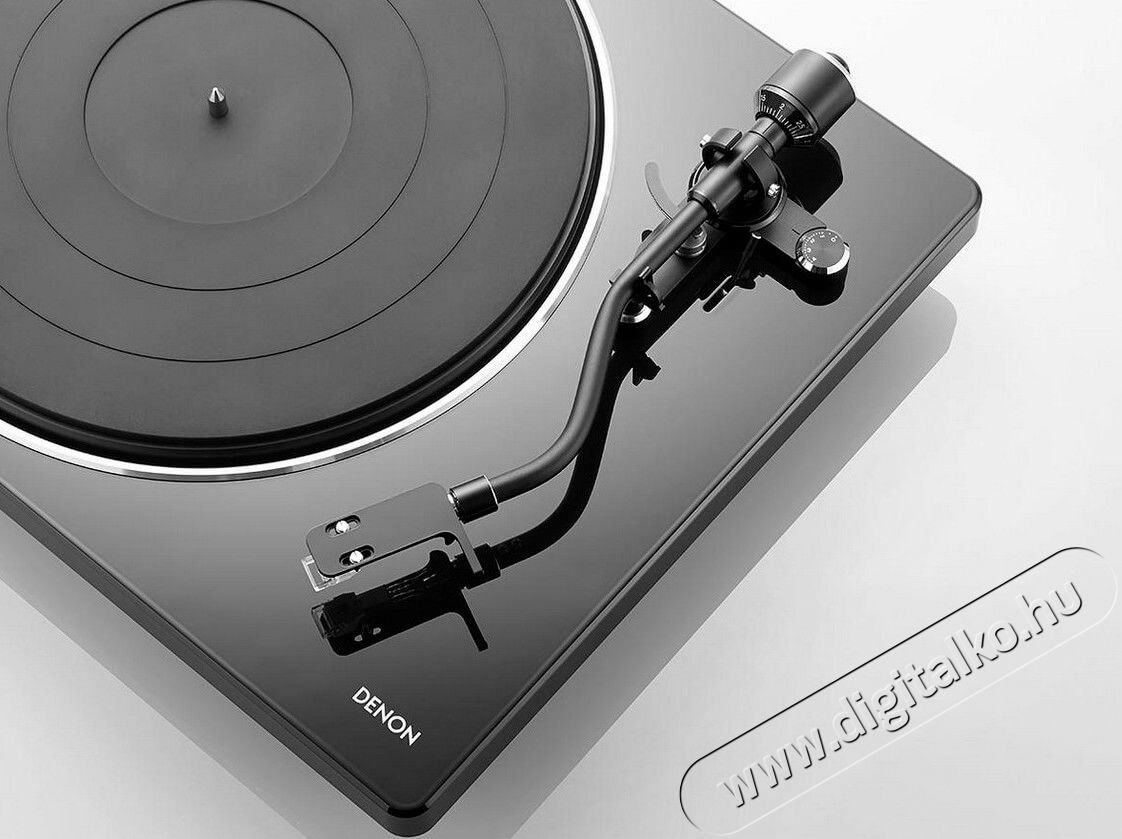 Denon DP-400 bakelit lej&aacute;tsz&oacute; - fekete Audio-Video / Hifi / Multim&eacute;dia - Bakelit lemezj&aacute;tsz&oacute; - Bakelit lemezj&aacute;tsz&oacute; - 344573