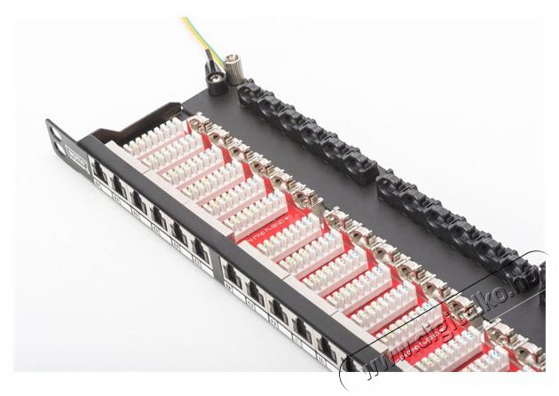 DIGITUS CAT6 HD 24port 19" 0,5U kompakt fekete &aacute;rny&eacute;kolt Patch Panel Iroda &eacute;s sz&aacute;m&iacute;t&aacute;stechnika - H&aacute;l&oacute;zat - H&aacute;l&oacute;zati kieg&eacute;sz&iacute;tő - 393082