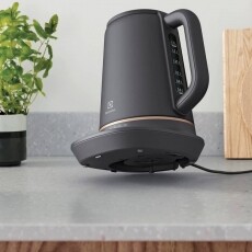 Electrolux E7K1-6BP v&iacute;zforral&oacute; Konyhai term&eacute;kek - V&iacute;zforral&oacute; / teafőző - 370311