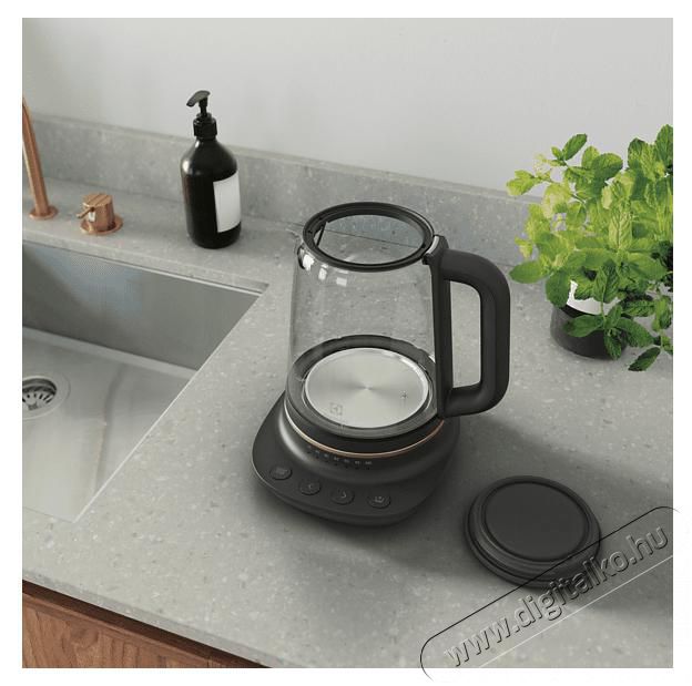 Electrolux E7GK1-8BP v&iacute;zforral&oacute; Konyhai term&eacute;kek - V&iacute;zforral&oacute; / teafőző - 378326