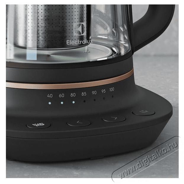 Electrolux E7GK1-8BP v&iacute;zforral&oacute; Konyhai term&eacute;kek - V&iacute;zforral&oacute; / teafőző - 378326