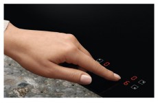 Electrolux LIB60420CK be&eacute;p&iacute;thető indukci&oacute;s főzőlap Konyhai term&eacute;kek - S&uuml;tő-főzőlap, tűzhely (be&eacute;p&iacute;thető) - Indukci&oacute;s főzőlap (be&eacute;p&iacute;thető) - 462633