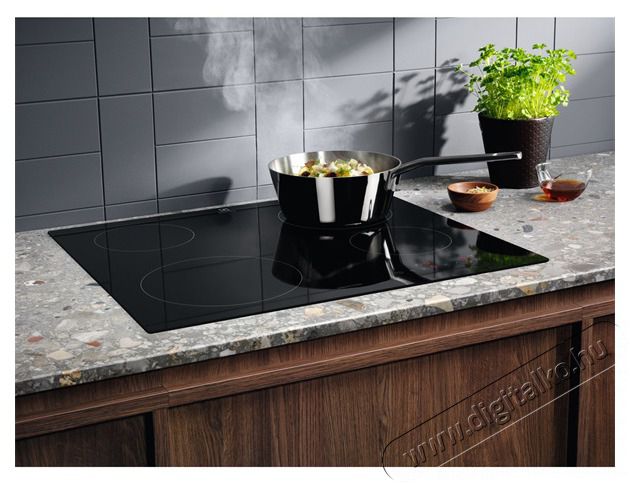 Electrolux LIB60420CK be&eacute;p&iacute;thető indukci&oacute;s főzőlap Konyhai term&eacute;kek - S&uuml;tő-főzőlap, tűzhely (be&eacute;p&iacute;thető) - Indukci&oacute;s főzőlap (be&eacute;p&iacute;thető) - 462633