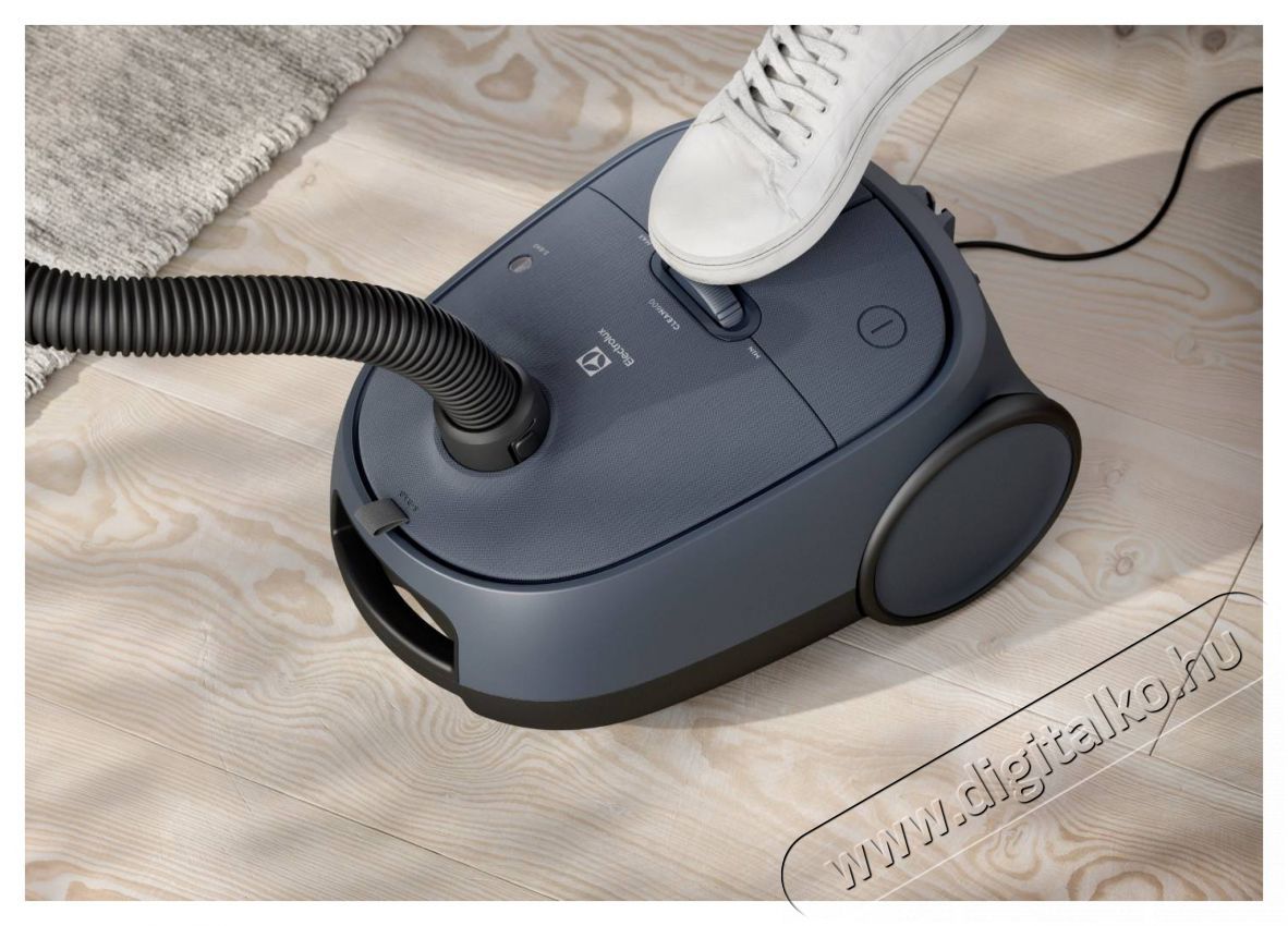 Electrolux EB61C4DB H&aacute;ztart&aacute;s / Otthon / K&uuml;lt&eacute;r - Porsz&iacute;v&oacute; / takar&iacute;t&oacute;g&eacute;p - Porzs&aacute;kos porsz&iacute;v&oacute; - 475494