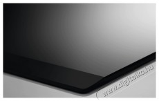 Electrolux EHF6343FOK be&eacute;p&iacute;thető főzőlap, Vitroker&aacute;mia, 4 főzőz&oacute;na, &Eacute;rintő vez&eacute;rl&eacute;s, 59 cm, fekete &uuml;veg Konyhai term&eacute;kek - S&uuml;tő-főzőlap, tűzhely (be&eacute;p&iacute;thető) - Elektromos főzőlap (be&eacute;p&iacute;thető) - 493777