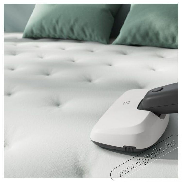 Electrolux ES52CB18SH Clean 500 vezet&eacute;k n&eacute;lk&uuml;li &aacute;ll&oacute; porsz&iacute;v&oacute; H&aacute;ztart&aacute;s / Otthon / K&uuml;lt&eacute;r - Porsz&iacute;v&oacute; / takar&iacute;t&oacute;g&eacute;p - K&eacute;zi / &aacute;ll&oacute; porsz&iacute;v&oacute; - 495936