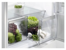 Electrolux ENT6NE18S be&eacute;p&iacute;thető alulfagyaszt&oacute;s hűtőszekr&eacute;ny Konyhai term&eacute;kek - Hűtő, fagyaszt&oacute; (be&eacute;p&iacute;thető) - Alulfagyaszt&oacute;s kombin&aacute;lt hűtő - 501485