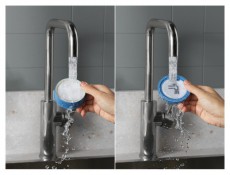 Electrolux EP71AB14UG Animal 700 vezet&eacute;k n&eacute;lk&uuml;li &aacute;ll&oacute; porsz&iacute;v&oacute; gazdiknak H&aacute;ztart&aacute;s / Otthon / K&uuml;lt&eacute;r - Porsz&iacute;v&oacute; / takar&iacute;t&oacute;g&eacute;p - K&eacute;zi / &aacute;ll&oacute; porsz&iacute;v&oacute; - 502234