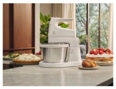 Electrolux ESM4W 500 feh&eacute;r t&aacute;las mixer Konyhai term&eacute;kek - Konyhai kisg&eacute;p (elők&eacute;sz&iacute;t&eacute;s / feldolgoz&aacute;s) - T&aacute;las mixer - 502547