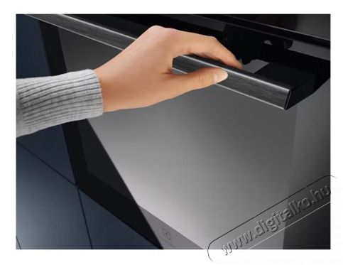 Electrolux EOD6F77WZ S&Uuml;TŐ BE&Eacute;P&Iacute;THETŐ Konyhai term&eacute;kek - S&uuml;tő-főzőlap, tűzhely (be&eacute;p&iacute;thető) - S&uuml;tő (be&eacute;p&iacute;thető) - 502831