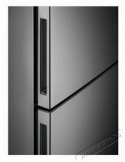 Electrolux LNT7ME32X3 Konyhai term&eacute;kek - Hűtő, fagyaszt&oacute; (szabadon&aacute;ll&oacute;) - Alulfagyaszt&oacute;s kombin&aacute;lt hűtő - 504401