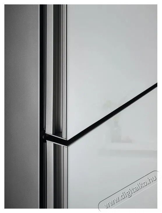 Electrolux LNT7ME36G2 800 Cooling 360 Konyhai term&eacute;kek - Hűtő, fagyaszt&oacute; (szabadon&aacute;ll&oacute;) - Alulfagyaszt&oacute;s kombin&aacute;lt hűtő - 504402