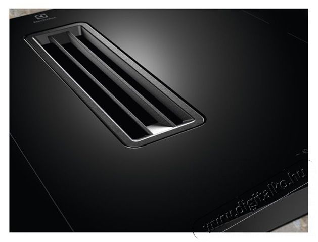 Electrolux KCC83443 fekete, be&eacute;p&iacute;thető, indukci&oacute;s, főzőz&oacute;na: 4, be&eacute;p&iacute;thető m&eacute;ret: 56cm, főzőlap Konyhai term&eacute;kek - S&uuml;tő-főzőlap, tűzhely (be&eacute;p&iacute;thető) - Indukci&oacute;s főzőlap (be&eacute;p&iacute;thető) - 513984