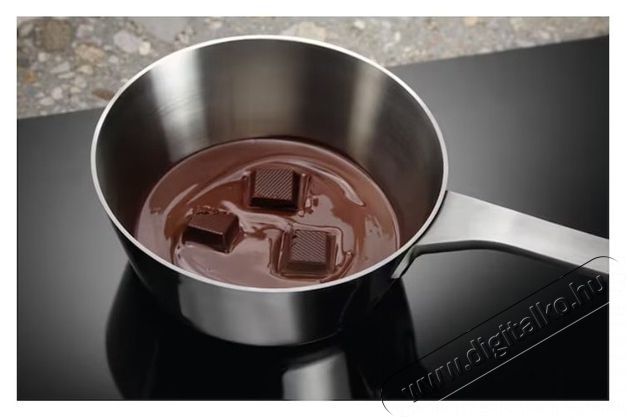 Electrolux KCC83443 fekete, be&eacute;p&iacute;thető, indukci&oacute;s, főzőz&oacute;na: 4, be&eacute;p&iacute;thető m&eacute;ret: 56cm, főzőlap Konyhai term&eacute;kek - S&uuml;tő-főzőlap, tűzhely (be&eacute;p&iacute;thető) - Indukci&oacute;s főzőlap (be&eacute;p&iacute;thető) - 513984