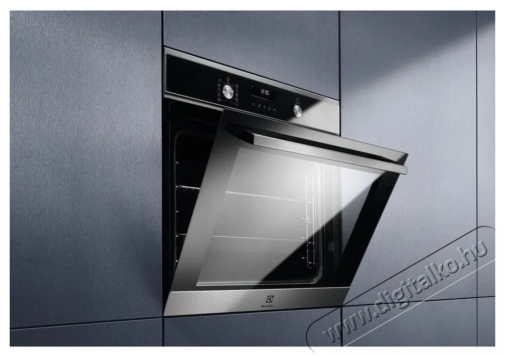 Electrolux 600 SurroundCook EOF6P76X2 Konyhai term&eacute;kek - S&uuml;tő-főzőlap, tűzhely (be&eacute;p&iacute;thető) - S&uuml;tő (be&eacute;p&iacute;thető) - 529432