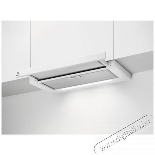 Electrolux LFP616W Teleszk&oacute;pos p&aacute;raelsz&iacute;v&oacute;, 3 sebess&eacute;g, LED vil&aacute;g&iacute;t&aacute;s, 600 m&sup3;/h, 60 cm, Feh&eacute;r Konyhai term&eacute;kek - P&aacute;raelsz&iacute;v&oacute; - Be&eacute;p&iacute;thető / kih&uacute;zhat&oacute; - 533330