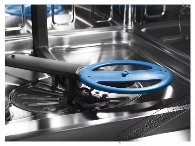 Electrolux KEGB9405L Be&eacute;p&iacute;thető mosogat&oacute;g&eacute;p, 15 ter&iacute;t&eacute;kes, 8 program, Inverter motor, C energiaoszt&aacute;ly, MaxiFlex, AirDry, QuickSelect, 60 cm Konyhai term&eacute;kek - Mosogat&oacute;g&eacute;p - Norm&aacute;l (60cm) be&eacute;p&iacute;thető mosogat&oacute;g&eacute;p - 533324