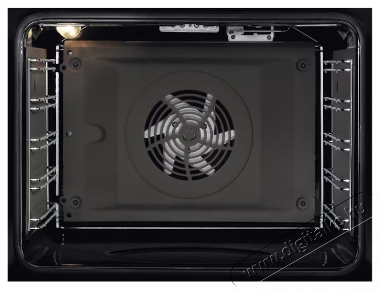 Electrolux EOD3C70TK Be&eacute;p&iacute;thető elektromos s&uuml;tő, 72 l, Katalitikus tiszt&iacute;t&aacute;s, Multifunkcion&aacute;lis, Grill, SteamBake, D energiaoszt&aacute;ly, Fekete Konyhai term&eacute;kek - S&uuml;tő-főzőlap, tűzhely (be&eacute;p&iacute;thető) - S&uuml;tő (be&eacute;p&iacute;thető) - 537776