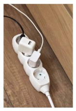 Emos P0421R 4 aljzat 1,5m&eacute;ter 1,5mm2 kapcsol&oacute; n&eacute;lk&uuml;li feh&eacute;r hosszabb&iacute;t&oacute; H&aacute;ztart&aacute;s / Otthon / K&uuml;lt&eacute;r - Vil&aacute;g&iacute;t&aacute;s / elektromoss&aacute;g - H&aacute;l&oacute;zati eloszt&oacute; / hosszabb&iacute;t&oacute; / adapter - 398880