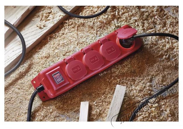 Emos P14231 4 aljzat 3m&eacute;ter 1,5mm2 hosszabb&iacute;t&oacute; H&aacute;ztart&aacute;s / Otthon / K&uuml;lt&eacute;r - Vil&aacute;g&iacute;t&aacute;s / elektromoss&aacute;g - H&aacute;l&oacute;zati eloszt&oacute; / hosszabb&iacute;t&oacute; / adapter - 404312