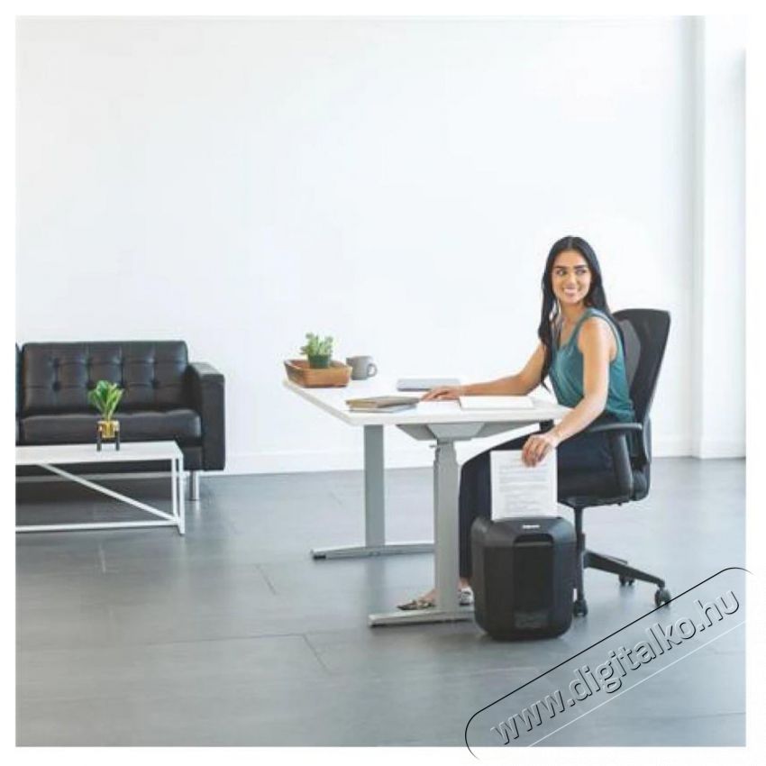Fellowes Powershred LX45 iratmegsemmis&iacute;tő Iroda &eacute;s sz&aacute;m&iacute;t&aacute;stechnika - Iratmegsemmis&iacute;tő - 497162