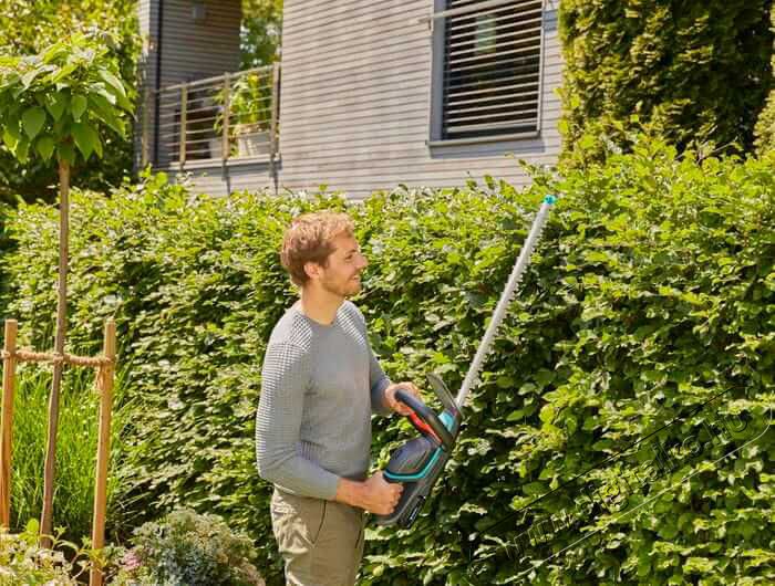 Gardena 14731-20 ComfortCut 60/18V P4A S&ouml;v&eacute;nyny&iacute;r&oacute; akkumul&aacute;torral H&aacute;ztart&aacute;s / Otthon / K&uuml;lt&eacute;r - K&uuml;lt&eacute;r / kerti term&eacute;k / grill - S&ouml;v&eacute;ny / k&eacute;zi fű &eacute;s lomb v&aacute;g&oacute; - 365547