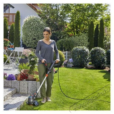 Gardena ComfortCut 550/28 fűszeg&eacute;lyny&iacute;r&oacute; H&aacute;ztart&aacute;s / Otthon / K&uuml;lt&eacute;r - K&uuml;lt&eacute;r / kerti term&eacute;k / grill - Motoros fűkasza / szeg&eacute;lyny&iacute;r&oacute; - 386254