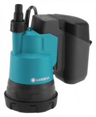 Gardena 14600-55 AKKUMUL&Aacute;TOROS MER&Uuml;LŐSZIVATTY&Uacute; TISZTA V&Iacute;ZHEZ 2000/2 18V P4A AKKUMUL&Aacute;TOR N&Eacute;LK&Uuml;L H&aacute;ztart&aacute;s / Otthon / K&uuml;lt&eacute;r - K&uuml;lt&eacute;r / kerti term&eacute;k / grill - Szivatty&uacute; - 464966