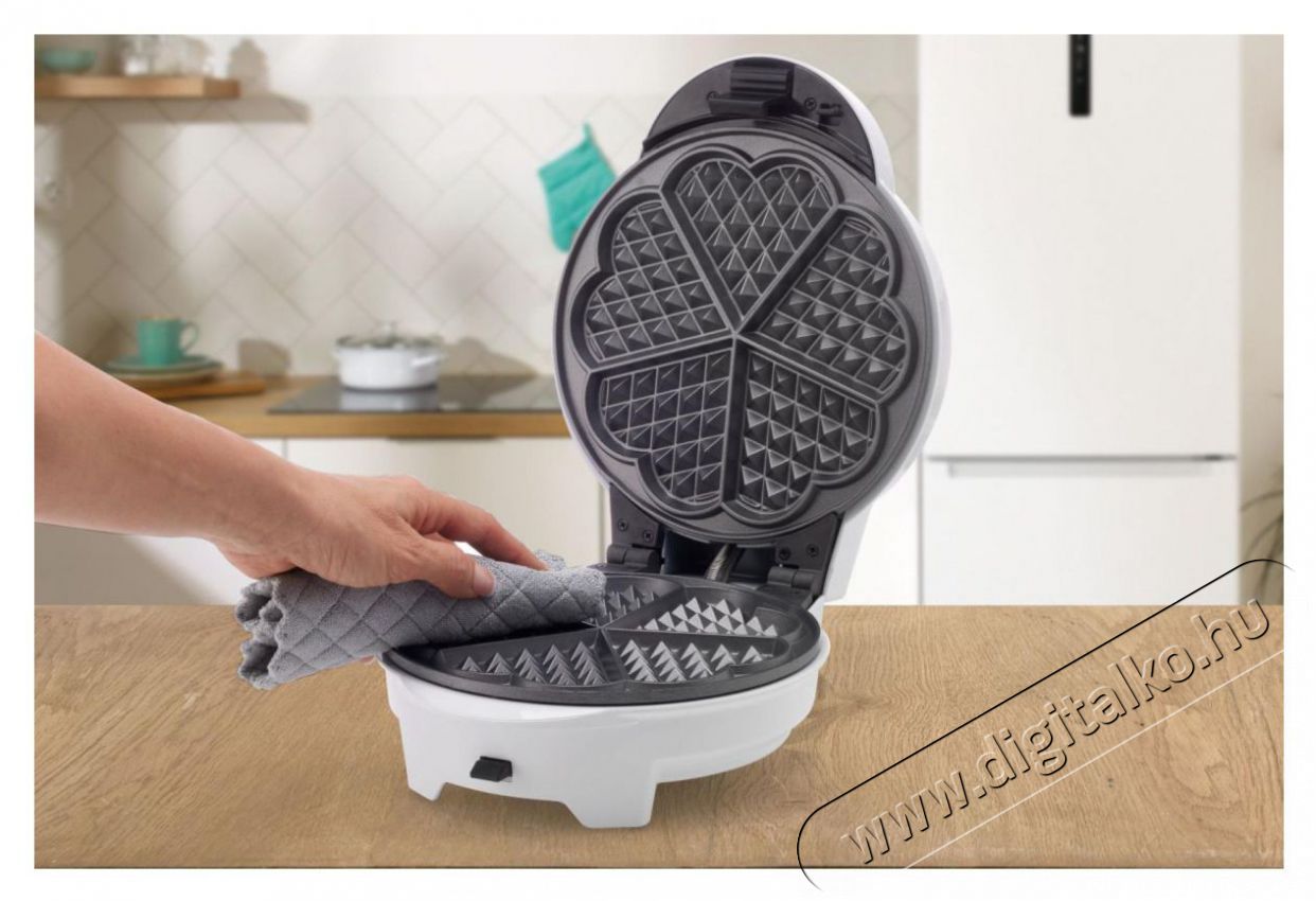 Gorenje WM701W Gofris&uuml;tő Konyhai term&eacute;kek - Konyhai kisg&eacute;p (s&uuml;t&eacute;s / főz&eacute;s / hűt&eacute;s / &eacute;telk&eacute;sz&iacute;t&eacute;s) - Melegszendvics / gofri s&uuml;tő - 499743