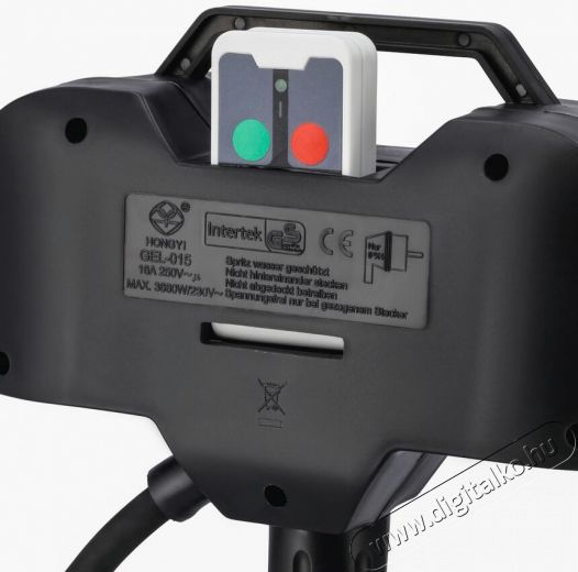 Hama Kerti konnektor - (137274) H&aacute;ztart&aacute;s / Otthon / K&uuml;lt&eacute;r - Vil&aacute;g&iacute;t&aacute;s / elektromoss&aacute;g - H&aacute;l&oacute;zati eloszt&oacute; / hosszabb&iacute;t&oacute; / adapter - 371000