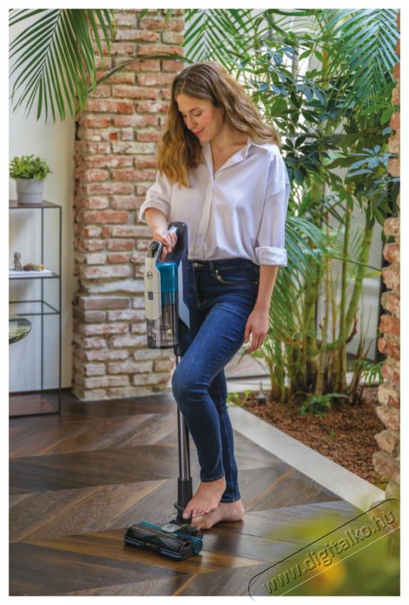 Hoover HF910P 011 vezet&eacute;k n&eacute;lk&uuml;li &aacute;ll&oacute; porsz&iacute;v&oacute; H&aacute;ztart&aacute;s / Otthon / K&uuml;lt&eacute;r - Porsz&iacute;v&oacute; / takar&iacute;t&oacute;g&eacute;p - K&eacute;zi / &aacute;ll&oacute; porsz&iacute;v&oacute; - 497000