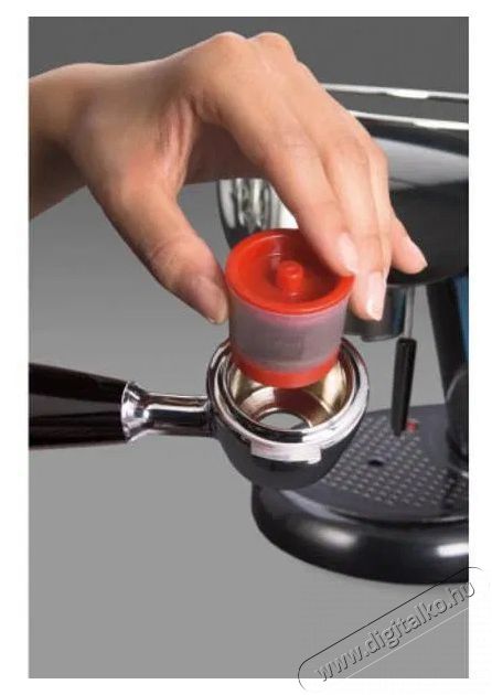 ILLY Francis Francis X7.1 piros Konyhai term&eacute;kek - K&aacute;v&eacute;főző / k&aacute;v&eacute;&ouml;rlő / kieg&eacute;sz&iacute;tő - Kapszul&aacute;s / podos k&aacute;v&eacute;főző - 503573