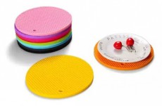 Iris KT-488 17,5 cm-es, k&ouml;r alak&uacute; szilikon ed&eacute;nyal&aacute;t&eacute;t Konyhai term&eacute;kek - Egy&eacute;b / Konyhai kieg&eacute;sz&iacute;tő - 507802