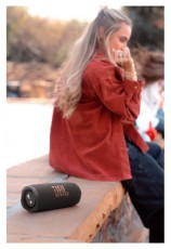 JBL FLIP 7 fekete Bluetooth hangsz&oacute;r&oacute; Audio-Video / Hifi / Multim&eacute;dia - Hordozhat&oacute;, vezet&eacute;k n&eacute;lk&uuml;li / bluetooth hangsug&aacute;rz&oacute; - Hordozhat&oacute;, vezet&eacute;k n&eacute;lk&uuml;li / bluetooth hangsug&aacute;rz&oacute; - 505447