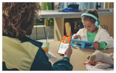 JBL JR 320 BT vezet&eacute;k n&eacute;lk&uuml;li z&ouml;ld gyermek fejhallgat&oacute; Audio-Video / Hifi / Multim&eacute;dia - F&uuml;l &eacute;s Fejhallgat&oacute;k - Fejhallgat&oacute; - 514458