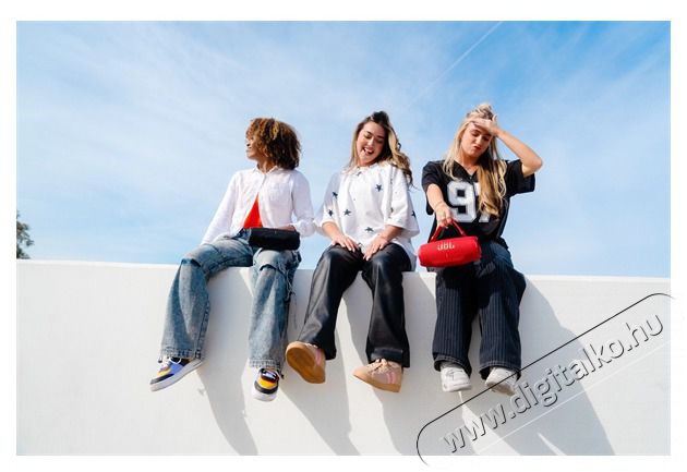 JBL Charge 6 piros Bluetooth hangsz&oacute;r&oacute; Audio-Video / Hifi / Multim&eacute;dia - Hordozhat&oacute;, vezet&eacute;k n&eacute;lk&uuml;li / bluetooth hangsug&aacute;rz&oacute; - Hordozhat&oacute;, vezet&eacute;k n&eacute;lk&uuml;li / bluetooth hangsug&aacute;rz&oacute; - 516284