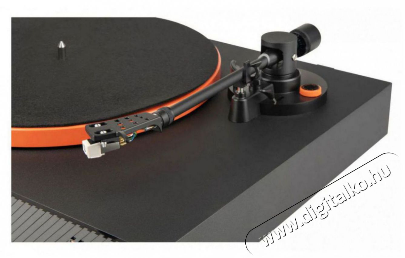JBL Spinner BT Orange Audio-Video / Hifi / Multim&eacute;dia - Bakelit lemezj&aacute;tsz&oacute; - Bakelit lemezj&aacute;tsz&oacute; - 525056