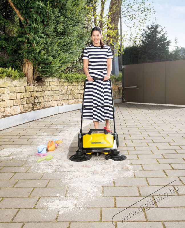 Karcher S 4 TWIN 1.766-360.0 seprőg&eacute;p H&aacute;ztart&aacute;s / Otthon / K&uuml;lt&eacute;r - Porsz&iacute;v&oacute; / takar&iacute;t&oacute;g&eacute;p - Seprőg&eacute;p - 362124