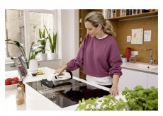 Karcher WV 2 PLUS N 1.633-642.0 AKKUMUL&Aacute;TOROS ABLAKTISZT&Iacute;T&Oacute; H&aacute;ztart&aacute;s / Otthon / K&uuml;lt&eacute;r - Tiszt&iacute;t&oacute; / mos&oacute; - Ablaktiszt&iacute;t&oacute; - 507775
