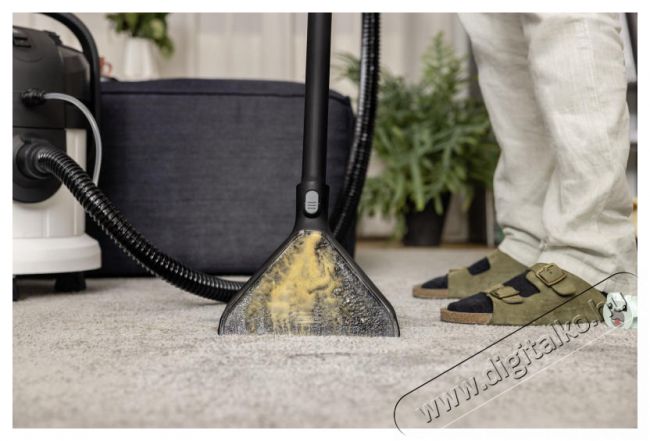 Karcher 1.081-150.0 SE 4 *EU k&aacute;rpit- &eacute;s szőnyegtiszt&iacute;t&oacute; H&aacute;ztart&aacute;s / Otthon / K&uuml;lt&eacute;r - Porsz&iacute;v&oacute; / takar&iacute;t&oacute;g&eacute;p - Sz&aacute;raz-nedves takar&iacute;t&oacute;g&eacute;p - 500260