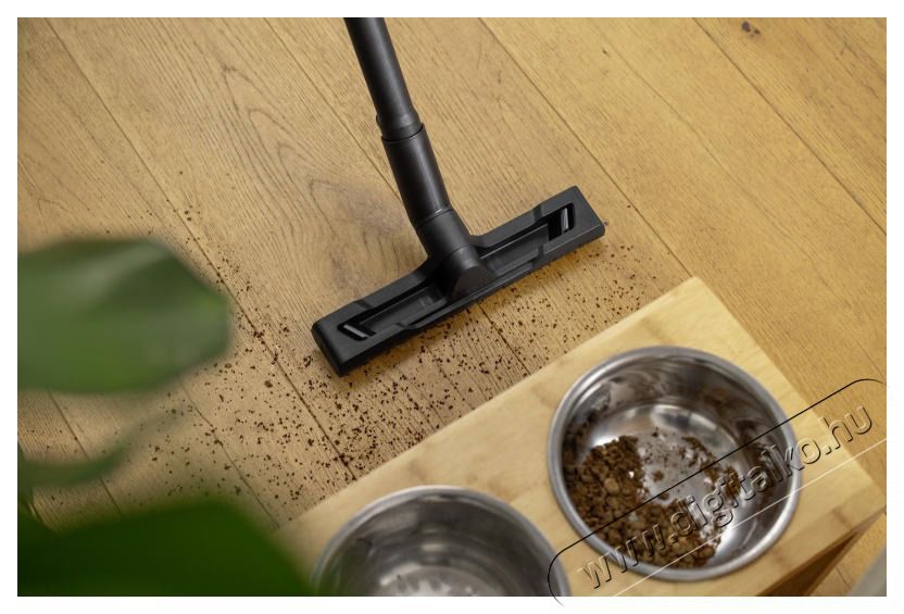 Karcher 1.081-150.0 SE 4 *EU k&aacute;rpit- &eacute;s szőnyegtiszt&iacute;t&oacute; H&aacute;ztart&aacute;s / Otthon / K&uuml;lt&eacute;r - Porsz&iacute;v&oacute; / takar&iacute;t&oacute;g&eacute;p - Sz&aacute;raz-nedves takar&iacute;t&oacute;g&eacute;p - 500260
