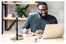 Kensington A1010 asztali teleszk&oacute;pos videokonferencia &aacute;llv&aacute;ny Fot&oacute;-Vide&oacute; kieg&eacute;sz&iacute;tők - &Aacute;llv&aacute;ny - Speci&aacute;lis &aacute;llv&aacute;ny / r&ouml;gz&iacute;tő - 407368