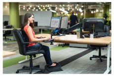 Kensington SoleMate Plus &aacute;ll&iacute;that&oacute; magass&aacute;g&uacute; fekete l&aacute;bt&aacute;masz Iroda &eacute;s sz&aacute;m&iacute;t&aacute;stechnika - Egy&eacute;b sz&aacute;m&iacute;t&aacute;stechnikai term&eacute;k - 451922