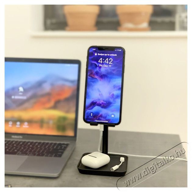 KIKKERLAND US216-BK fekete asztali telefontart&oacute; &aacute;llv&aacute;ny Mobil / Kommunik&aacute;ci&oacute; / Smart - Mobiltelefon kieg&eacute;sz&iacute;tő / tok - Tart&oacute; / r&ouml;gz&iacute;tő / &aacute;llv&aacute;ny - 414944