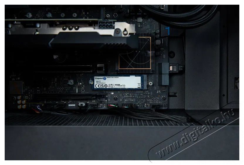 Kingston NV3 2TB Iroda &eacute;s sz&aacute;m&iacute;t&aacute;stechnika - Adatt&aacute;rol&oacute; / merevlemez - SSD - 522217
