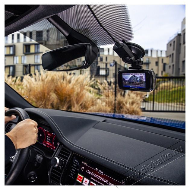 LAMAX C11 GPS 4K aut&oacute;s menetr&ouml;gz&iacute;tő kamera F&eacute;nyk&eacute;pezőg&eacute;p / kamera - Aut&oacute;s fed&eacute;lzeti kamera - 508348