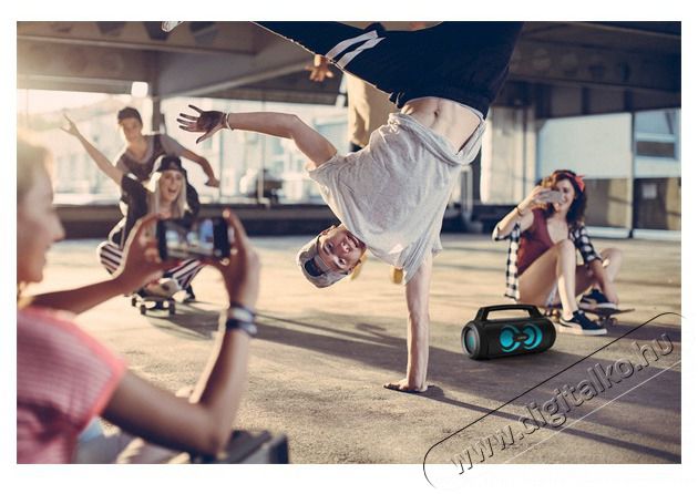 LAMAX PartyGo1 Play hordozhat&oacute; Bluetooth party hangsz&oacute;r&oacute; Audio-Video / Hifi / Multim&eacute;dia - Hordozhat&oacute;, vezet&eacute;k n&eacute;lk&uuml;li / bluetooth hangsug&aacute;rz&oacute; - Hordozhat&oacute;, vezet&eacute;k n&eacute;lk&uuml;li / bluetooth hangsug&aacute;rz&oacute; - 508349