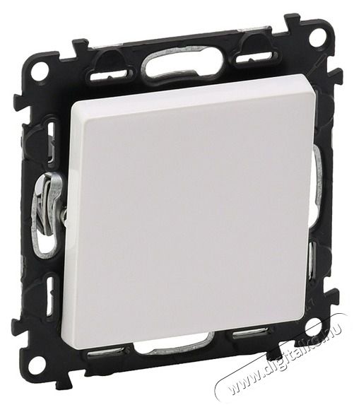 Legrand 752111 Valena Life feh&eacute;r v&aacute;lt&oacute;&eacute;rintkezős nyom&oacute;kapcsol&oacute; H&aacute;ztart&aacute;s / Otthon / K&uuml;lt&eacute;r - Vil&aacute;g&iacute;t&aacute;s / elektromoss&aacute;g - H&aacute;l&oacute;zati eloszt&oacute; / hosszabb&iacute;t&oacute; / adapter - 392432