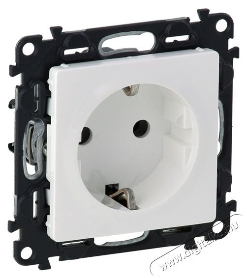 Legrand 753120 Valena Life feh&eacute;r 2P+F csatlakoz&oacute;aljzat gyermekv&eacute;delemmel H&aacute;ztart&aacute;s / Otthon / K&uuml;lt&eacute;r - Vil&aacute;g&iacute;t&aacute;s / elektromoss&aacute;g - H&aacute;l&oacute;zati eloszt&oacute; / hosszabb&iacute;t&oacute; / adapter - 392330
